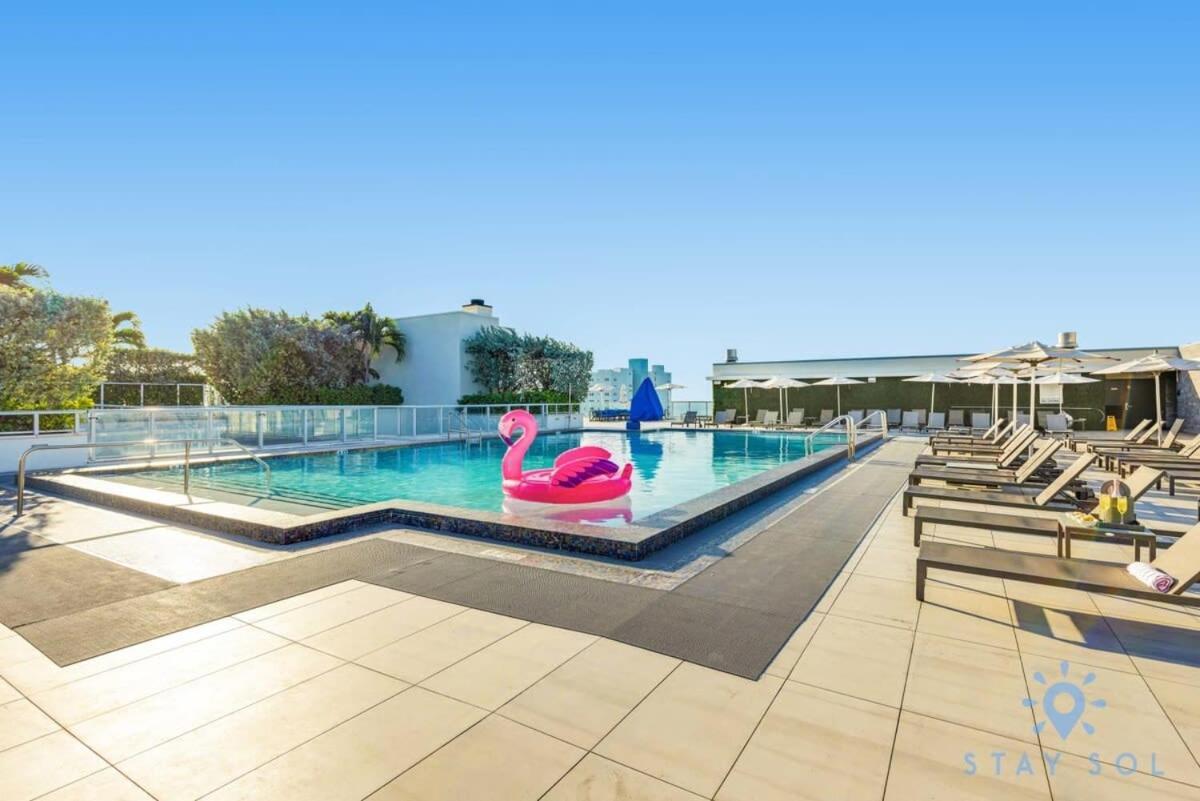 Apartamento Tropical Oasis - Rooftop Pool- Near Beach - Gym Hollywood Exterior foto